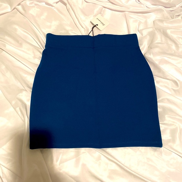 Revamped - Picture 3 of 3